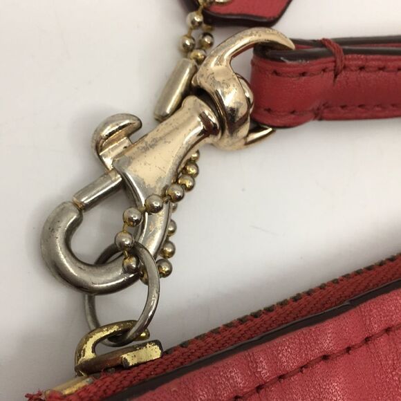 Coach Leather Large Wristlet Dark Pink Makeup Cosmetics Bag - Picture 3 of 16